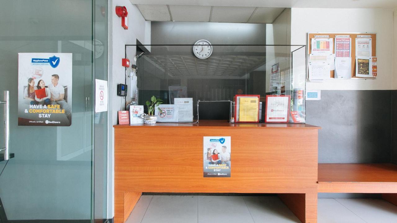 Reddoorz Plus @ Kamuning Quezon City Exterior photo