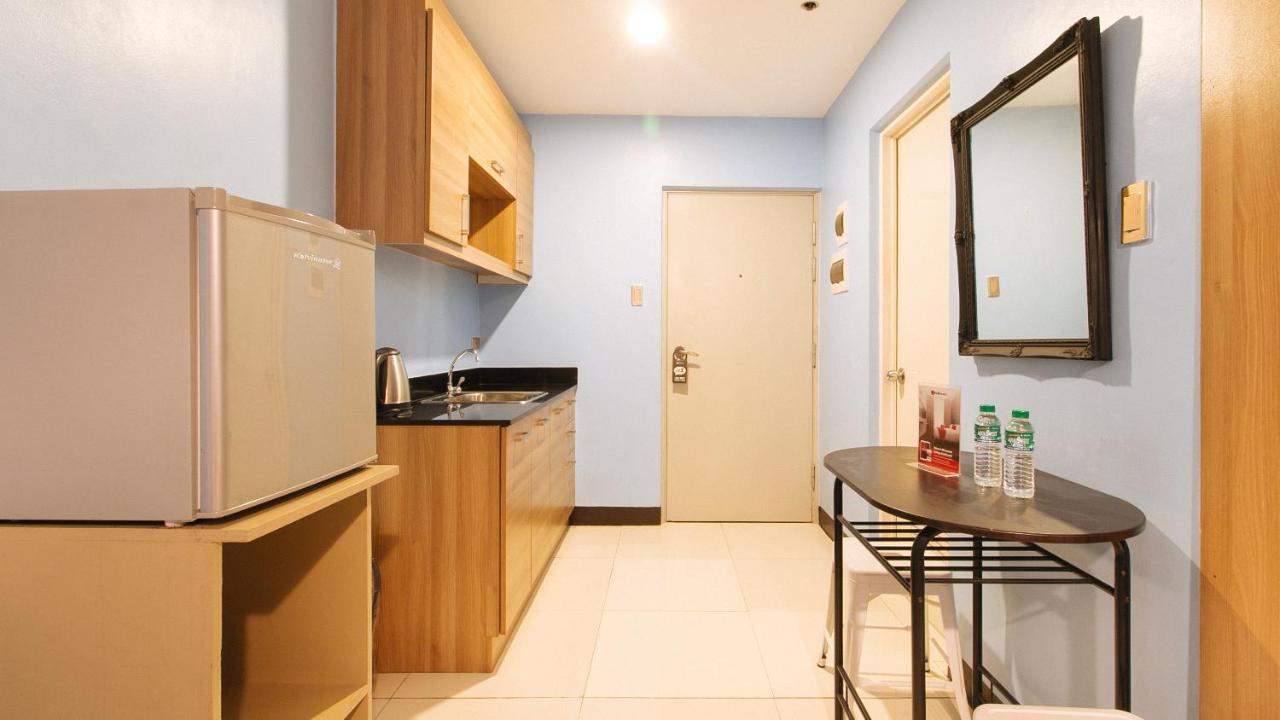 Reddoorz Plus @ Kamuning Quezon City Exterior photo