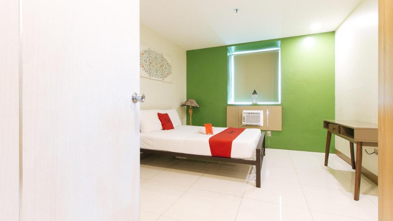 Reddoorz Plus @ Kamuning Quezon City Exterior photo
