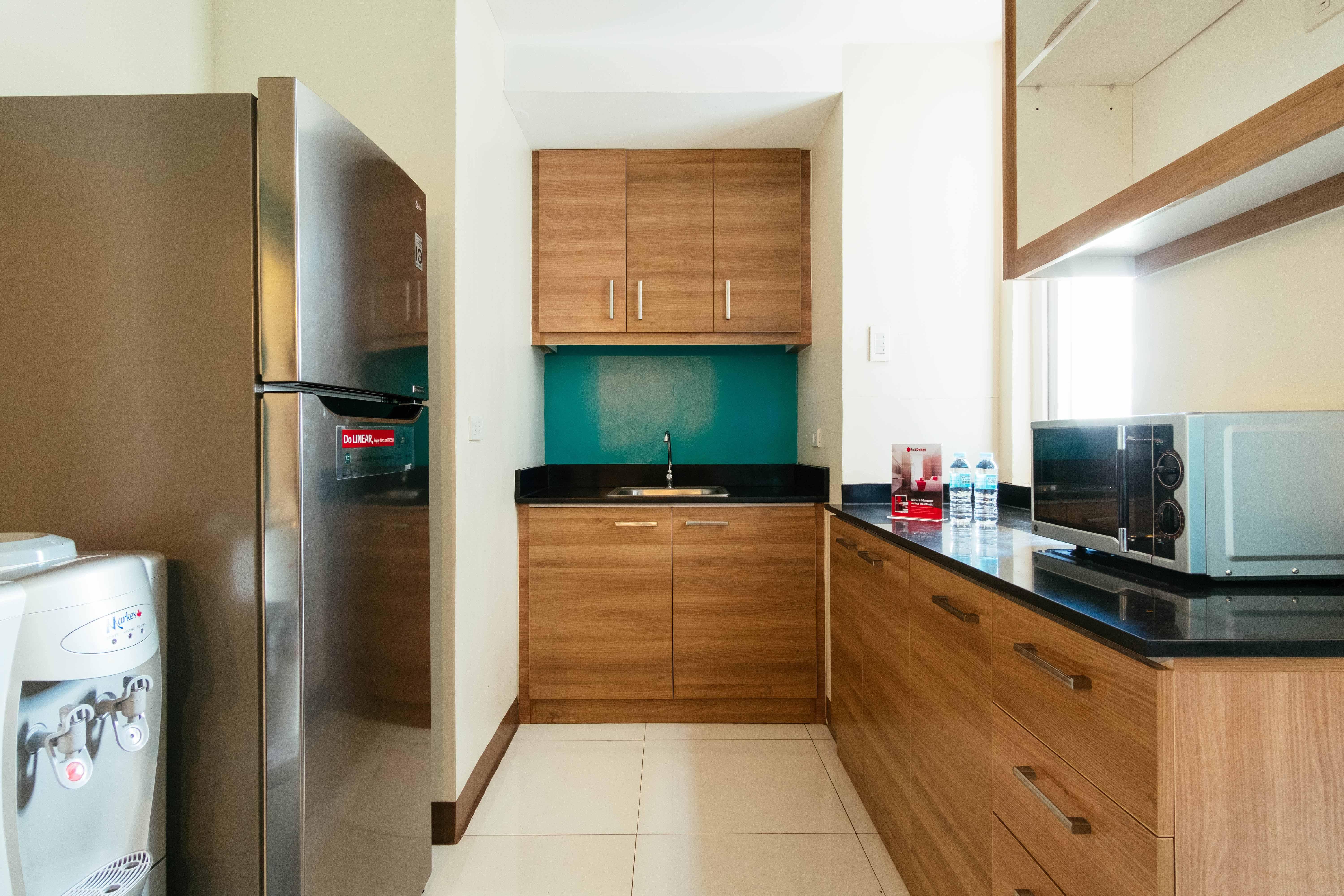 Reddoorz Plus @ Kamuning Quezon City Exterior photo